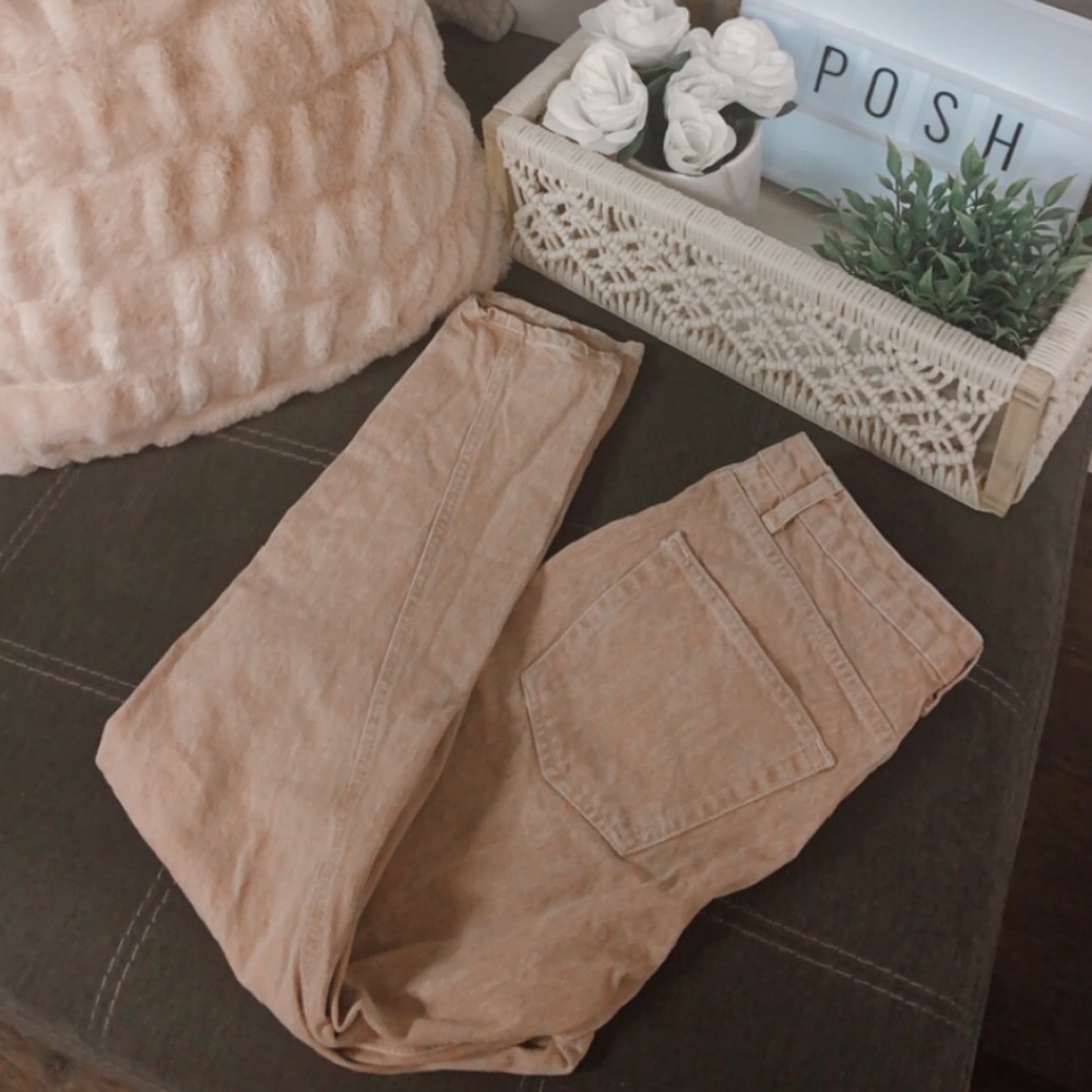 Khaki jeans